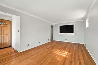6843 S Kedvale Avenue, Chicago, IL 60629 - Photo 4