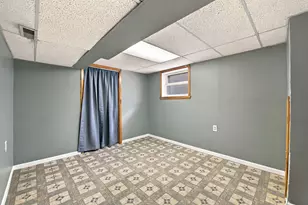 6843 S Kedvale Ave, Chicago, IL 60629 - Photo 28