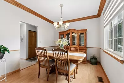 209 Magnolia Drive, North Aurora, IL 60542 - Photo 4