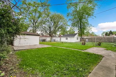 12908 S Wallace Street, Chicago, IL 60628 - Photo 16