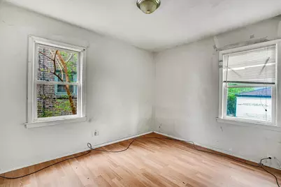 12908 S Wallace Street, Chicago, IL 60628 - Photo 10