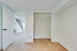 2145 N Karlov Ave, Chicago, IL 60639 - Photo 20