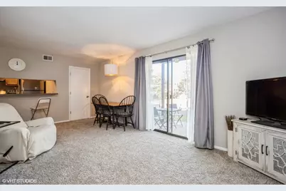 4 Oak Creek Drive #1504, Buffalo Grove, IL 60089 - Photo 10
