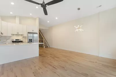 4607 S Saint Lawrence Avenue #301, Chicago, IL 60653 - Photo 6
