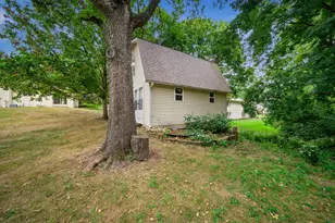 8 Hawthorne Dr, Oswego, IL 60543 - Photo 42