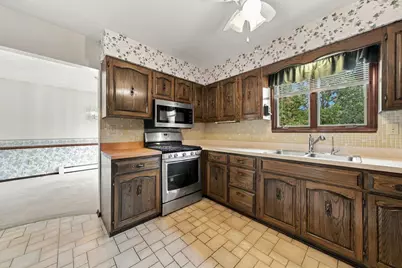8 Hawthorne Drive, Oswego, IL 60543 - Photo 16