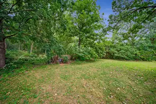 8 Hawthorne Dr, Oswego, IL 60543 - Photo 40