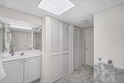 2112 Warrington Court, Glenview, IL 60026 - Photo 22