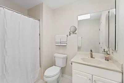 2112 Warrington Court, Glenview, IL 60026 - Photo 18