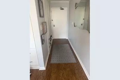 33 W Delaware Place #11C, Chicago, IL 60610 - Photo 10