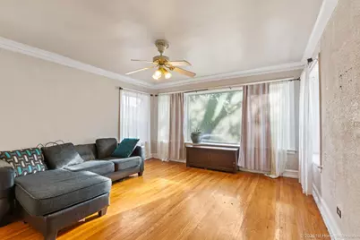 7018 S Wabash Avenue, Chicago, IL 60637 - Photo 2