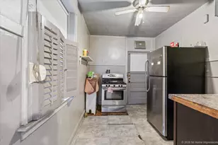 7018 S Wabash Ave, Chicago, IL 60637 - Photo 6
