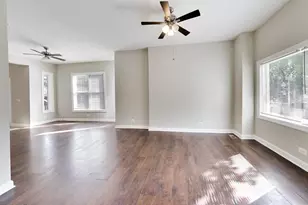 5633 S Peoria St, Chicago, IL 60621 - Photo 2