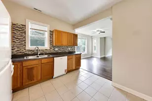 5633 S Peoria St, Chicago, IL 60621 - Photo 12