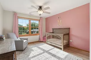 3255 N Daniels Ct, Arlington Heights, IL 60004 - Photo 18
