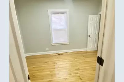 5019 W Concord Place #1, Chicago, IL 60639 - Photo 4
