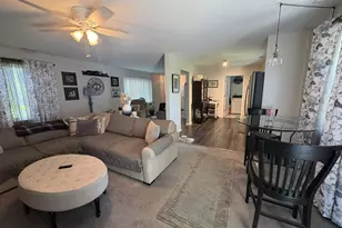7756 W 81st Pl, Bridgeview, IL 60455 - Photo 6