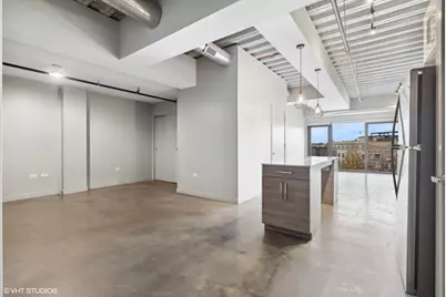 1241 N Milwaukee Avenue #605, Chicago, IL 60622 - Photo 2