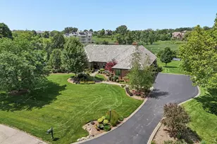 1960 Abbotsford Dr, Inverness, IL 60010 - Photo 1