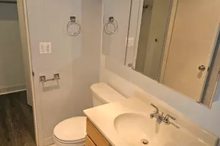655 W Irving Park Rd, Chicago, IL 60613 - Photo 8