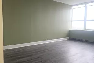 655 W Irving Park Rd, Chicago, IL 60613 - Photo 12