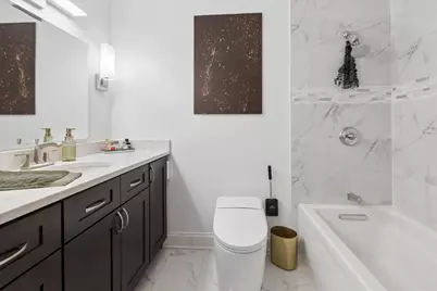 360 E Randolph Street #3205, Chicago, IL 60601 - Photo 14