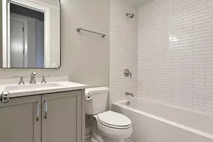 1834 N Hudson Ave, Chicago, IL 60614 - Photo 12