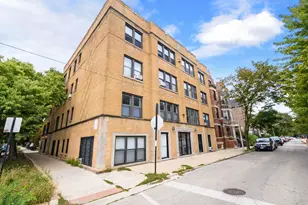 2130 N Oakley Ave, Chicago, IL 60647 - Photo 1