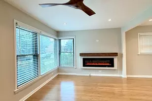 6215 S Monitor Ave, Chicago, IL 60638 - Photo 2