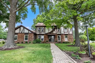 1902 Gigi Ln, Darien, IL 60561 - Photo 1