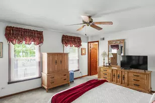 1902 Gigi Ln, Darien, IL 60561 - Photo 22