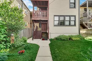 6730 N Rockwell St, Chicago, IL 60645 - Photo 16