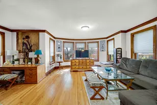 6730 N Rockwell St, Chicago, IL 60645 - Photo 12