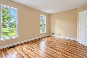 199 Old Oak Ct W, Buffalo Grove, IL 60089 - Photo 10