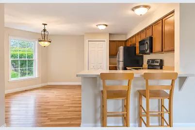199 Old Oak Court W, Buffalo Grove, IL 60089 - Photo 6