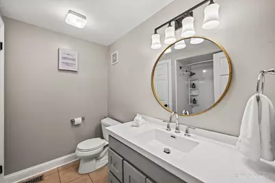 2012 N Kennicott Drive, Arlington Heights, IL 60004 - Photo 24