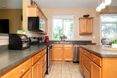 3042 Shetland Lane, Montgomery, IL 60538 - Photo 8