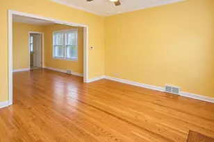 331 23rd Ave, Bellwood, IL 60104 - Photo 2