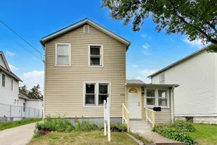 732 Grove St, Aurora, IL 60505 - Photo 2