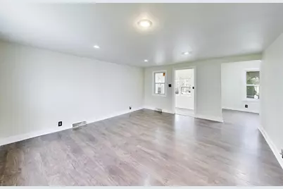 732 Grove Street, Aurora, IL 60505 - Photo 6