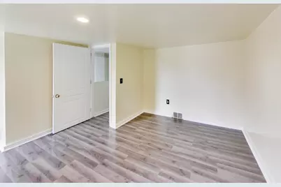 732 Grove Street, Aurora, IL 60505 - Photo 16