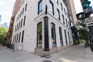 77 W Chestnut St, Chicago, IL 60610 - Photo 1