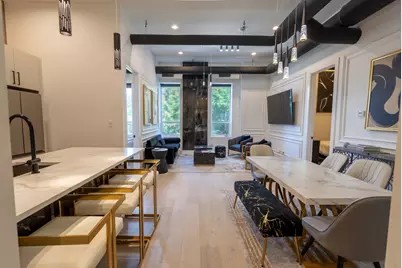 77 W Chestnut Street #3B, Chicago, IL 60610 - Photo 2