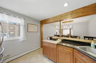 1626 W Greenleaf Ave, Chicago, IL 60626 - Photo 10
