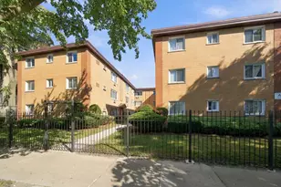 1626 W Greenleaf Ave, Chicago, IL 60626 - Photo 4