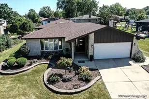 15329 Sunset Ridge Dr, Orland Park, IL 60462 - Photo 1