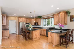 3571 Scottsdale Cir, Naperville, IL 60564 - Photo 12