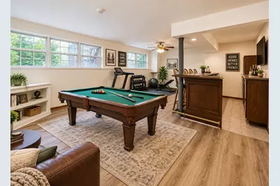 2239 Seaver Lane, Hoffman Estates, IL 60169 - Photo 6
