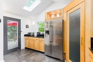 21W363 Walnut Rd, Glen Ellyn, IL 60137 - Photo 12