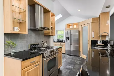 21W363 Walnut Road, Glen Ellyn, IL 60137 - Photo 10